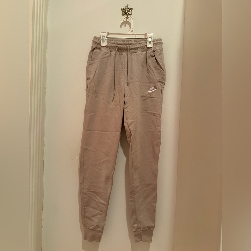 Nike joggers